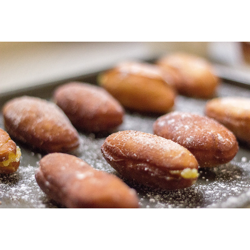 Delicious Dessert Mural Wallpaper Contemporary Wall Covering for Cake Shop