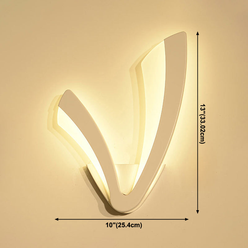 Pronzo della parete a LED bianco acrilico in moderna lampada da parete in ferro laccata in stile conciso per spazi interni