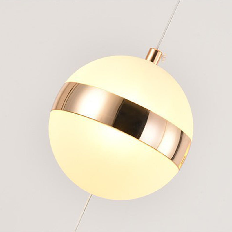 Acrylgold -LED -Anhänger Licht im modernen Stil Aluminium Globe Hanging Lampe für Innenräume