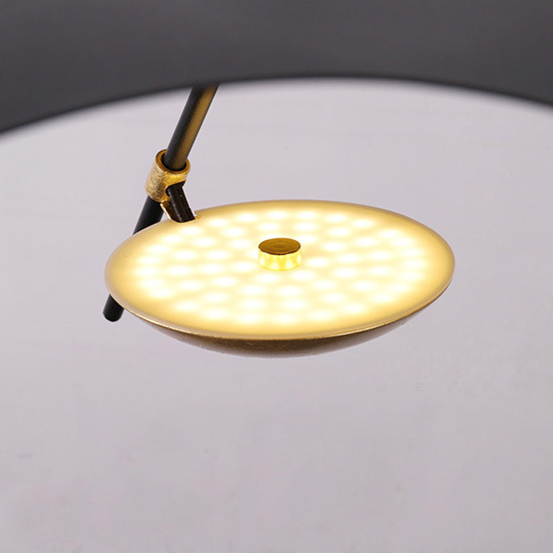 Schwarz -Gold -LED -Lampe im modernen kreativen Stil Schmiedeeisen anheizen Licht für Wohnzimmer