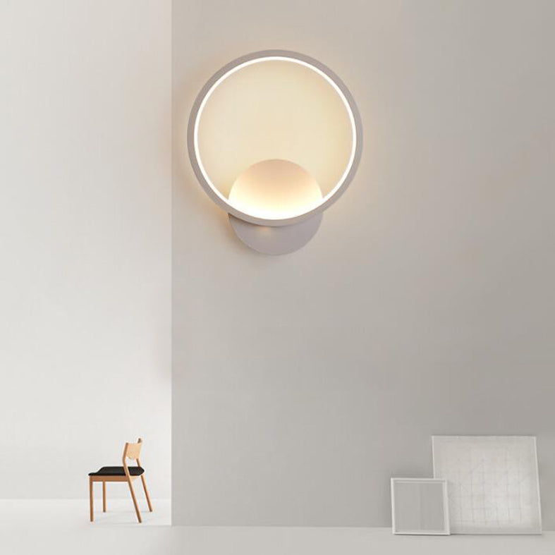 Simple Circle Shade Wall Sconce Light Acrylic Linear Sconce Light Fixture for Bedroom