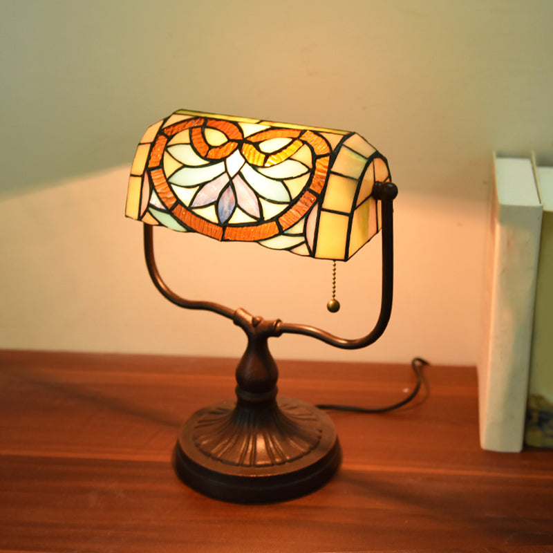 Halbzylindertischbeleuchtung 1-Licht-Buntglas antike Nachttischlampe für Bett