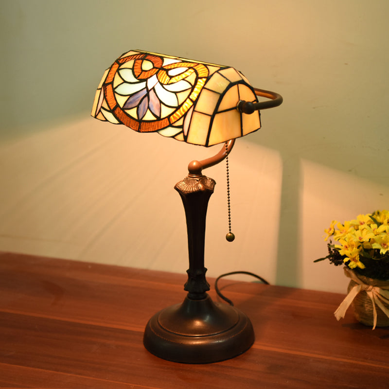Halbzylindertischbeleuchtung 1-Licht-Buntglas antike Nachttischlampe für Bett