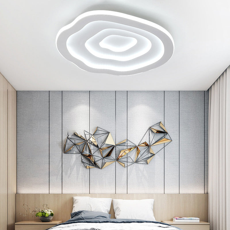 Witte Metalen Plafondlicht Lamp Moderne Stijl Cloud Flush Mount Plafondlicht Verlichting