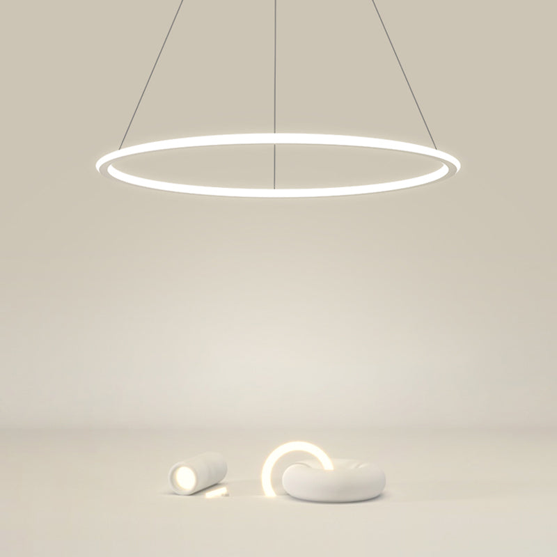 Lampaggio della sala da pranzo moderna per sala da pranzo.