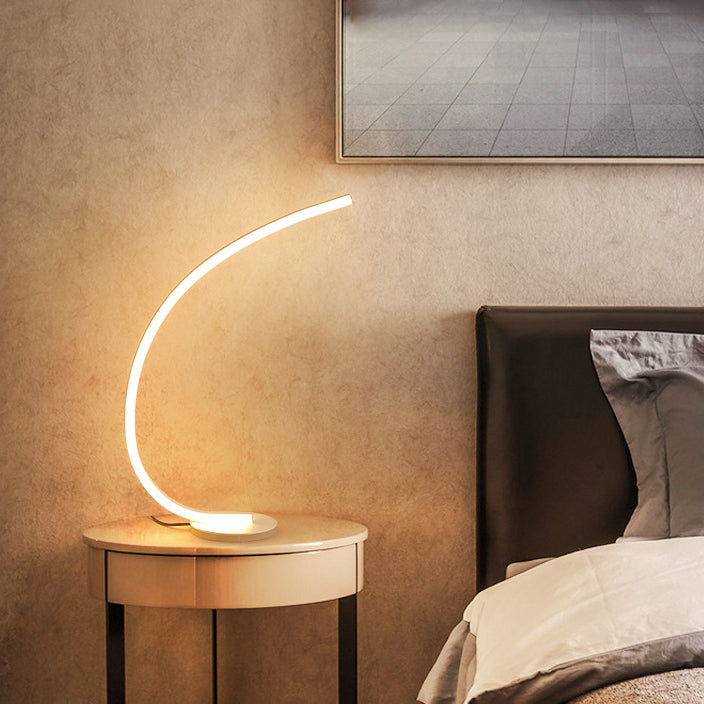 Nordic Artistic Simple Modern Style LED Table Lamp for Living Room Bedroom