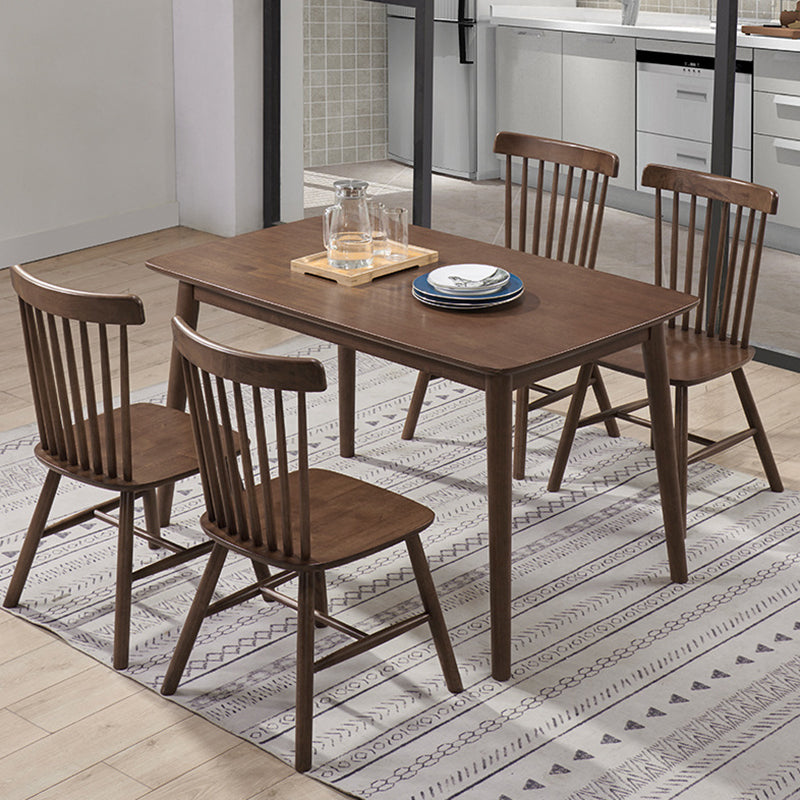 Mesa de comedor de madera sólida de 54 "L 4 Piernas Mesa de forma del rectángulo base en estilo moderno