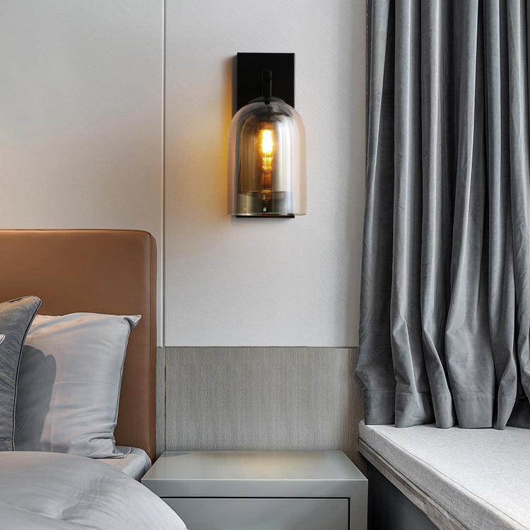 Lámpara de pared negra de vidrio en moderno estilo conciso de hierro forjado Luz de pared para el dormitorio