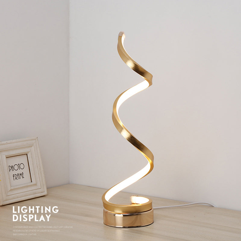Lampade da tavolo da notte lineari Lampade da tavolo a led Metal 1 Lampade leggera