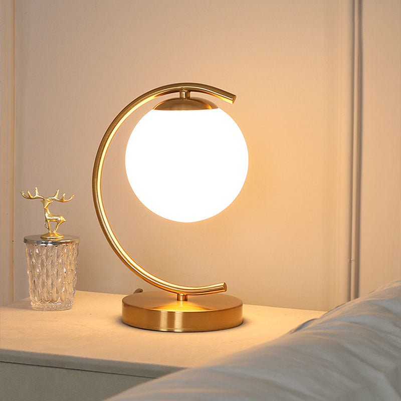 Modern Style Ball Shaped Table Lamp Glass 1 Head Night Table Lamps in Gold
