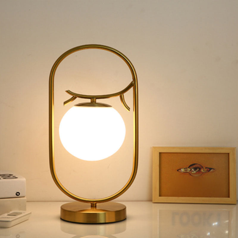 Modern Style Ball Shaped Table Lamp Glass 1 Head Night Table Lamps in Gold