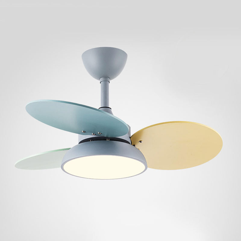 Niños Artísticos LED Light Light Iron Fan Landelier con lámina de madera colorida