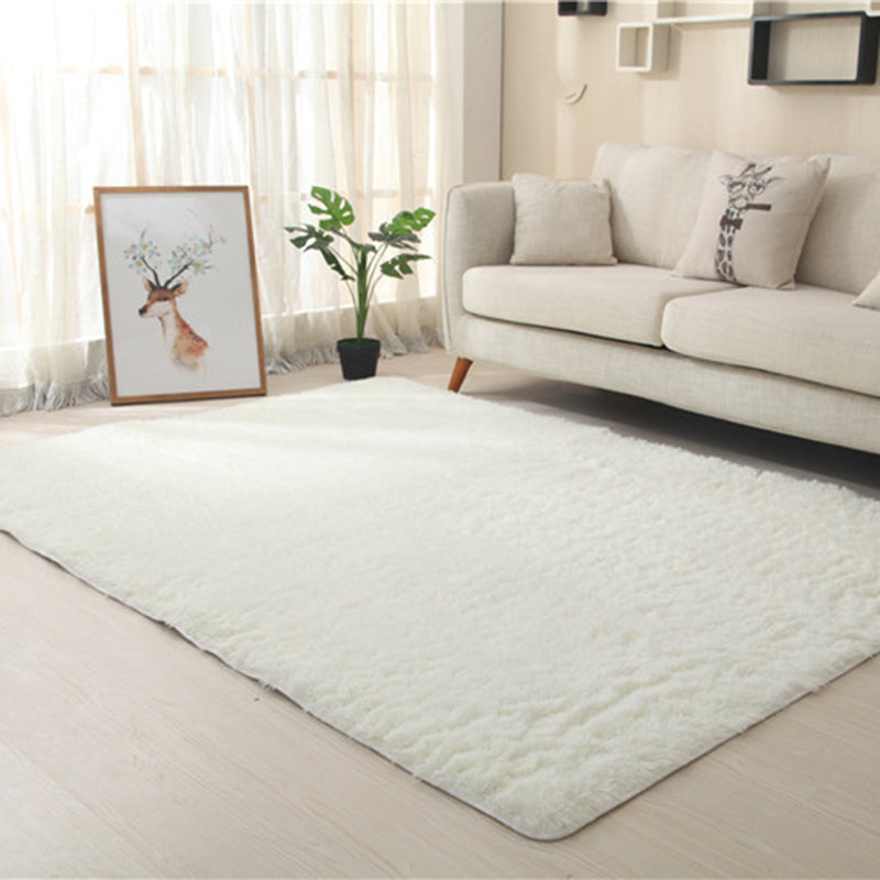 Alfombra de dormitorio redondea área de pelusa sólida poliéster alfombra de interior resistente a manchas casuales