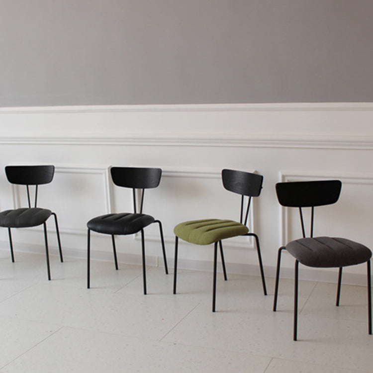 Chaise latérale de finition mate en métal de style industriel, chaise latérale à dossier ouvert pour salle à manger