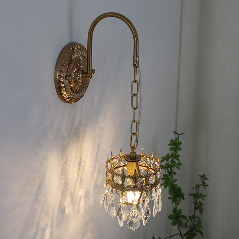 Iluminación de pared de metal Lámpara de pared de cristal posmoderna para dormitorio de sala de estar