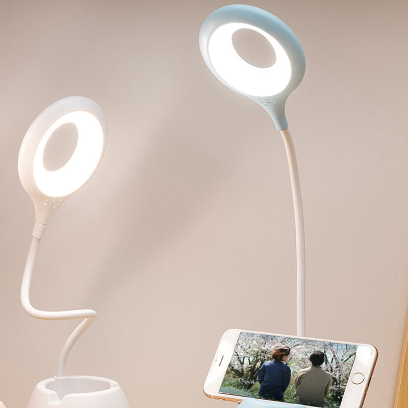 Lampada da tavolo moderna a 1 luci con circolo USB Luce da tavolo per il dormitorio
