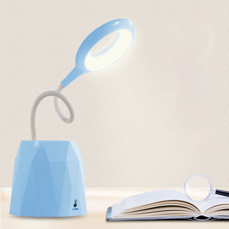 Circle 1-Light Table Light with USB Port Modern Creative Table Lamp for Bedroom