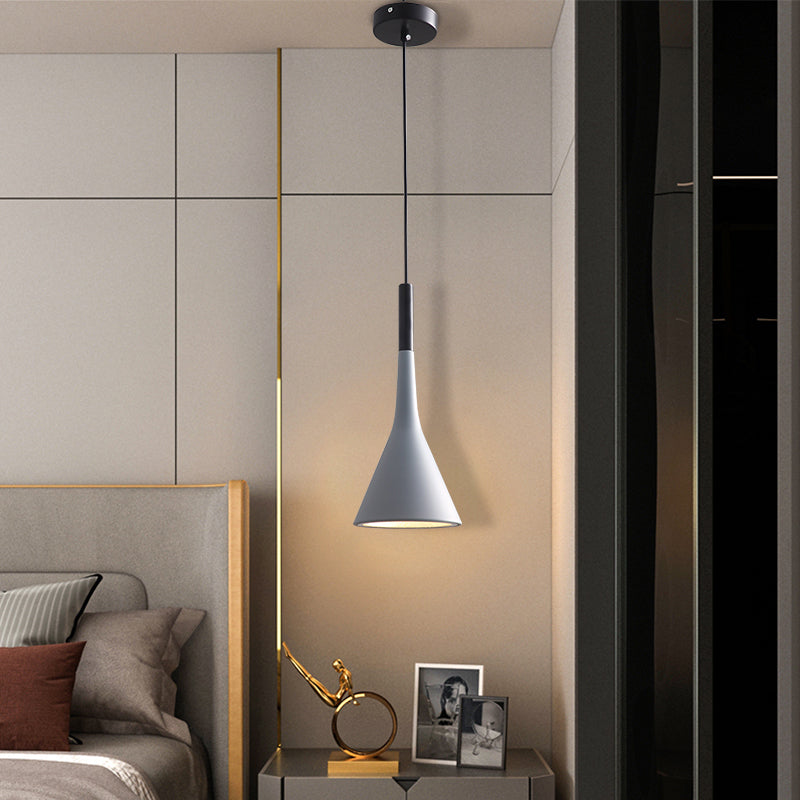 Pendante intérieure minimaliste, Éclairage pendentif en métal nordique à 1 lumière pour chambre à coucher