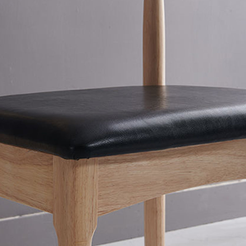 Chaise de salle à manger contemporaine chaise latérale ouverte avec des pattes en bois pour un usage domestique