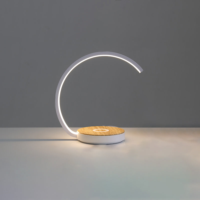 1 Leichte lineare Tischlampe moderne LED -Tischlampen Metall Nachttischlampen