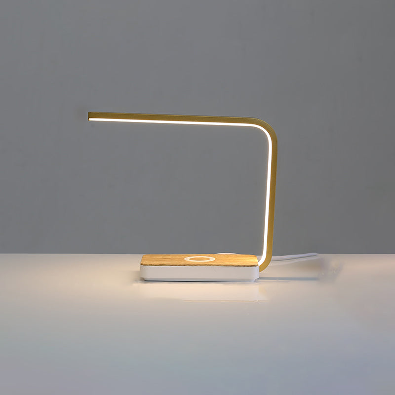 1 Leichte lineare Tischlampe moderne LED -Tischlampen Metall Nachttischlampen