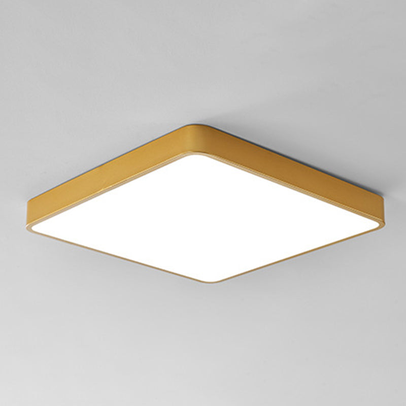 Instalación de sombrillas metálicas retrogular alineadas instalación de lilight modren Style 1 extremo alineado