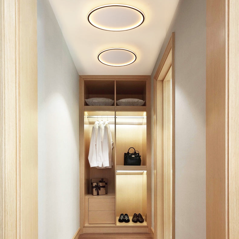 Metal geométrico cerca del accesorio de techo de montaje empotrado LED nórdico con iluminación de techo