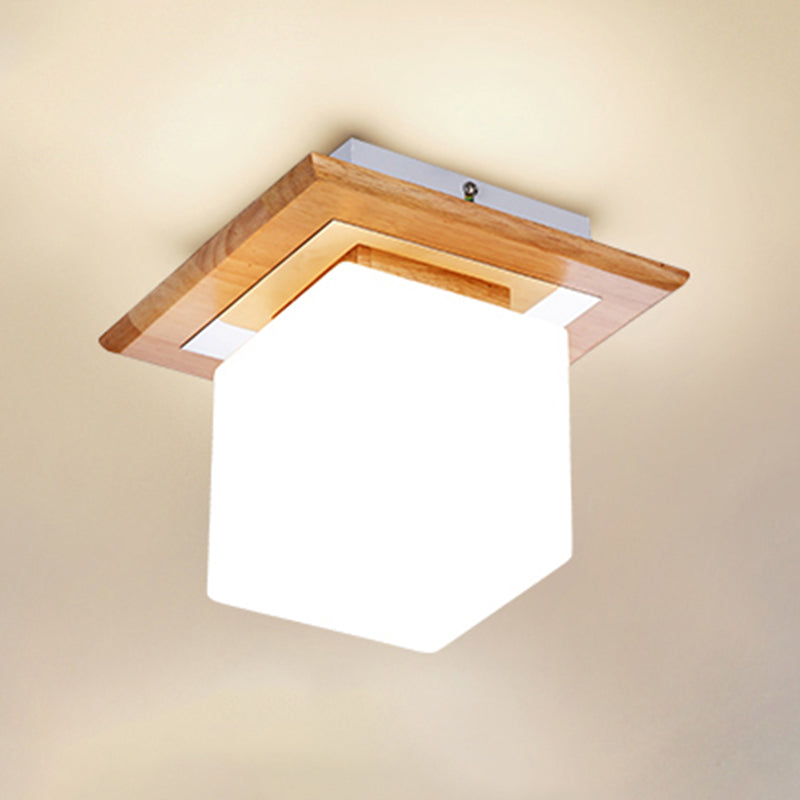 Moderne, schattige Deckeneinbauleuchte aus hellem Holz, Gang-Deckenleuchte aus Holz