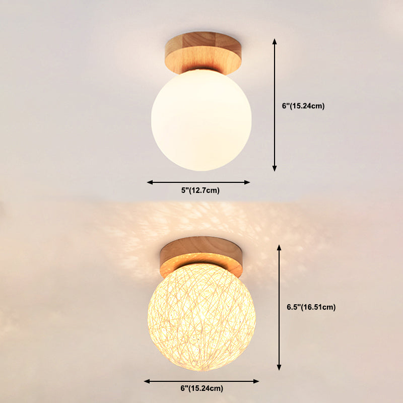 Moderne, schattige Deckeneinbauleuchte aus hellem Holz, Gang-Deckenleuchte aus Holz