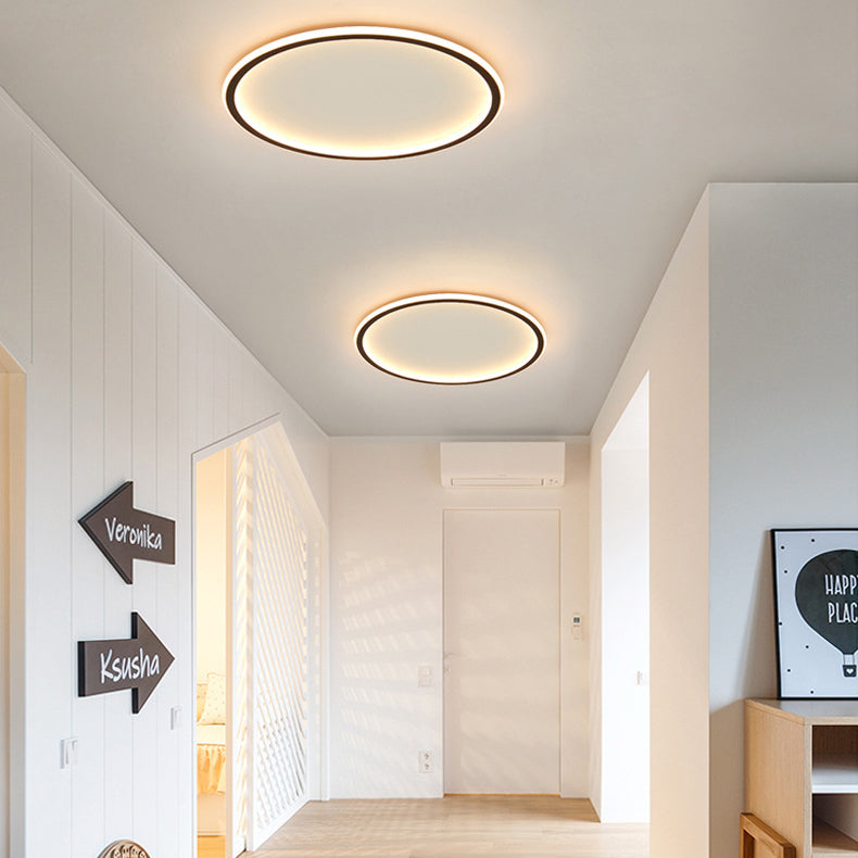 Black Circle Flush Ceiling Light Fixture Nordic Style LED Metal Flush Mount Light