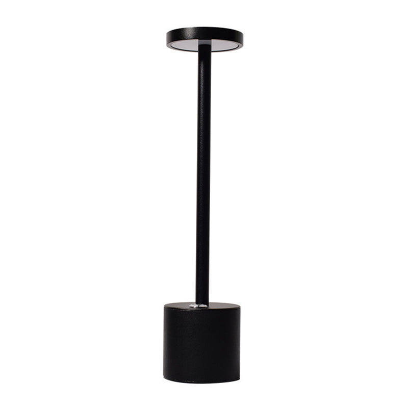 Lampada da scrivania per soggiorno con camera da letto in metallo in stile decorazione postmoderna a una testa