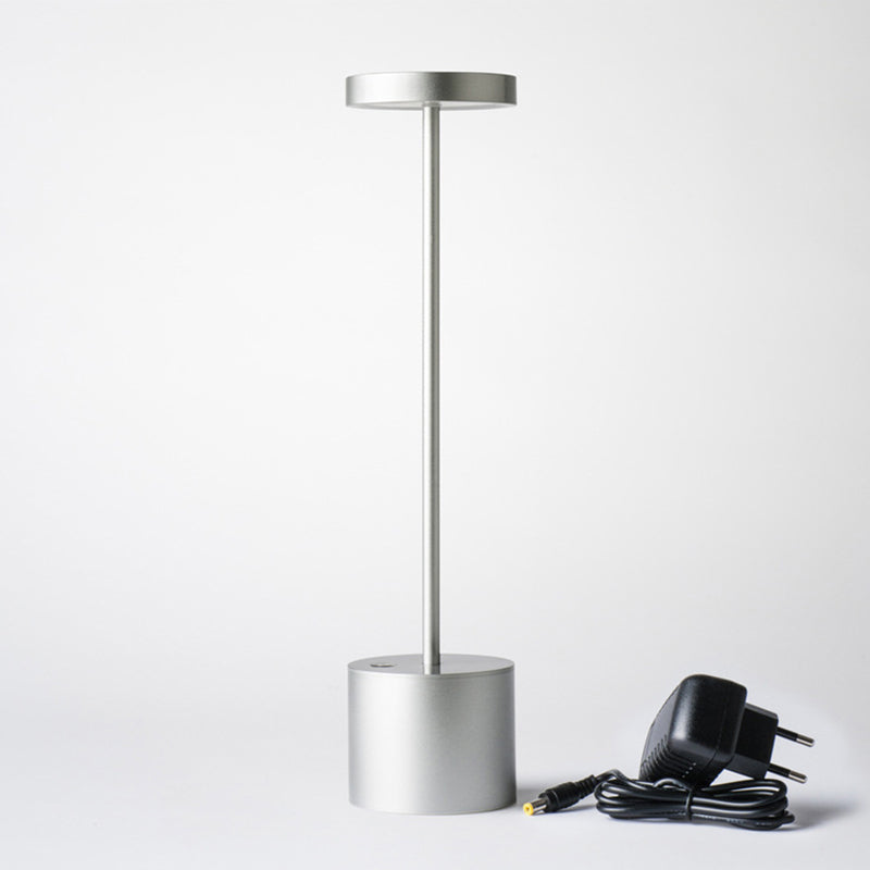 Lampada da scrivania per soggiorno con camera da letto in metallo in stile decorazione postmoderna a una testa