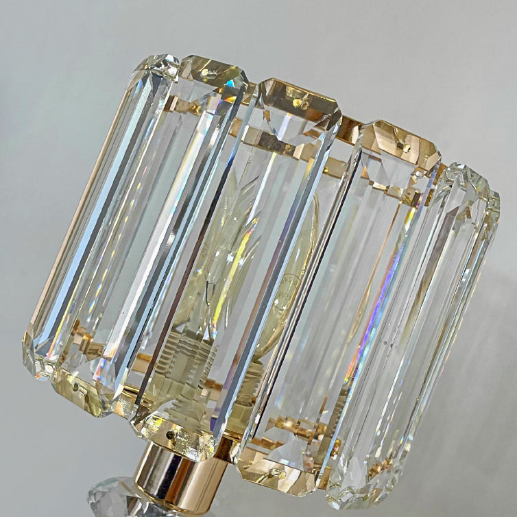 Luce di applique di ferro con paralume a parete postmoderna di cristallo lampada montata