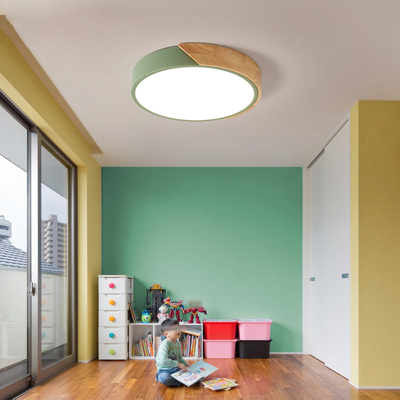 Plafonnier à 1 lumière en bois clair de forme ronde Macaron de style moderne pour le salon