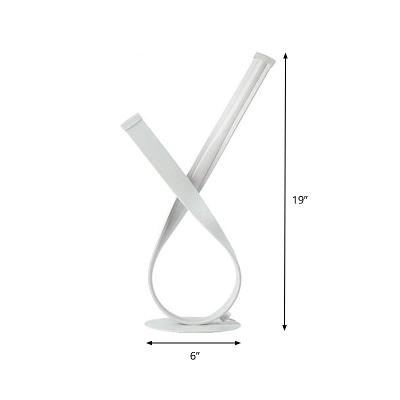 Scrivania intrecciata minimalismo minimlico a led lampada da tavolo bianca in luce bianca/calda per letto