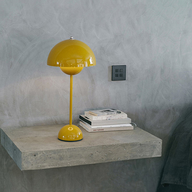 Macaroon Dome Shade Table Lamp, Simple Metal Table Light with An On/Off Switch