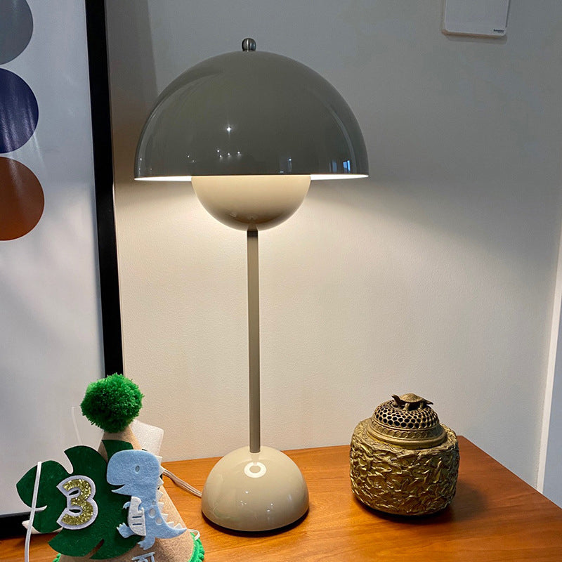 Macaroon Dome Shade Table Lamp, Simple Metal Table Light with An On/Off Switch