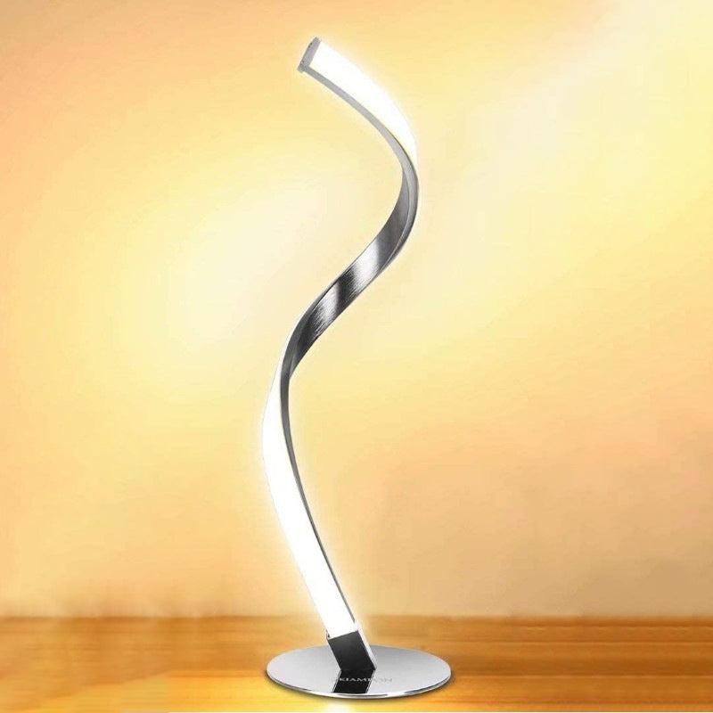 Lámpara de mesa retorcida de metal, luz de mesa lineal de sombra larga para el dormitorio