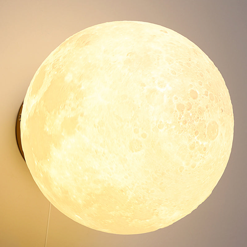 Camera da bambino una lampada da parete con sconde murale