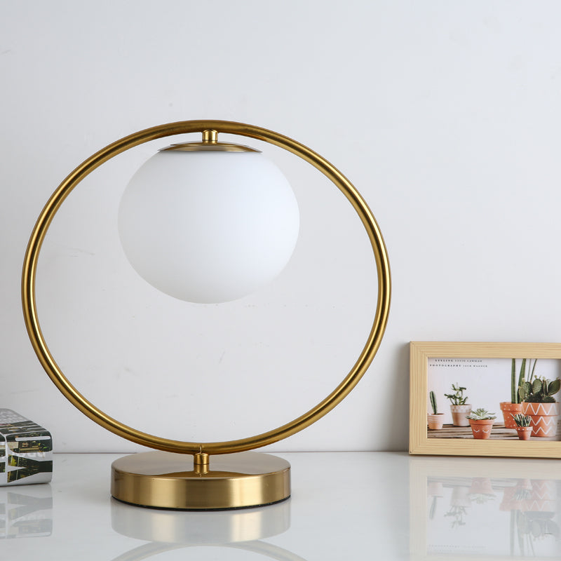 Lampade da tavolo Globe Lampade da comodino moderne in metallo a 1 luce in oro