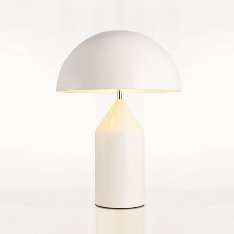 Contemporary Style 3-Bulbs Simplicity Metal Table Lamp for Bedroom Living Room