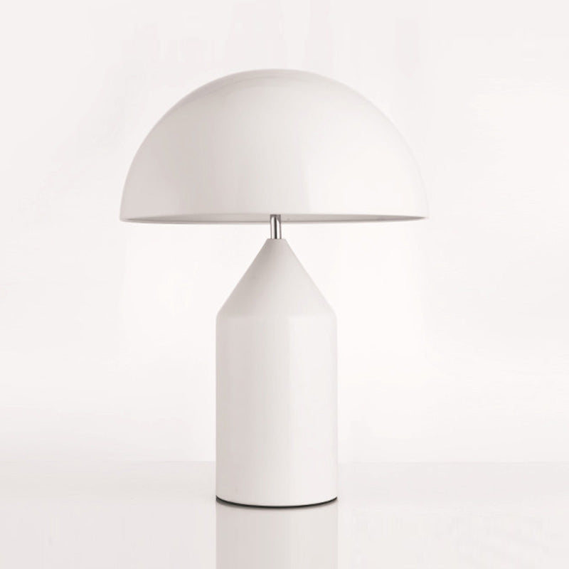 Contemporary Style 3-Bulbs Simplicity Metal Table Lamp for Bedroom Living Room
