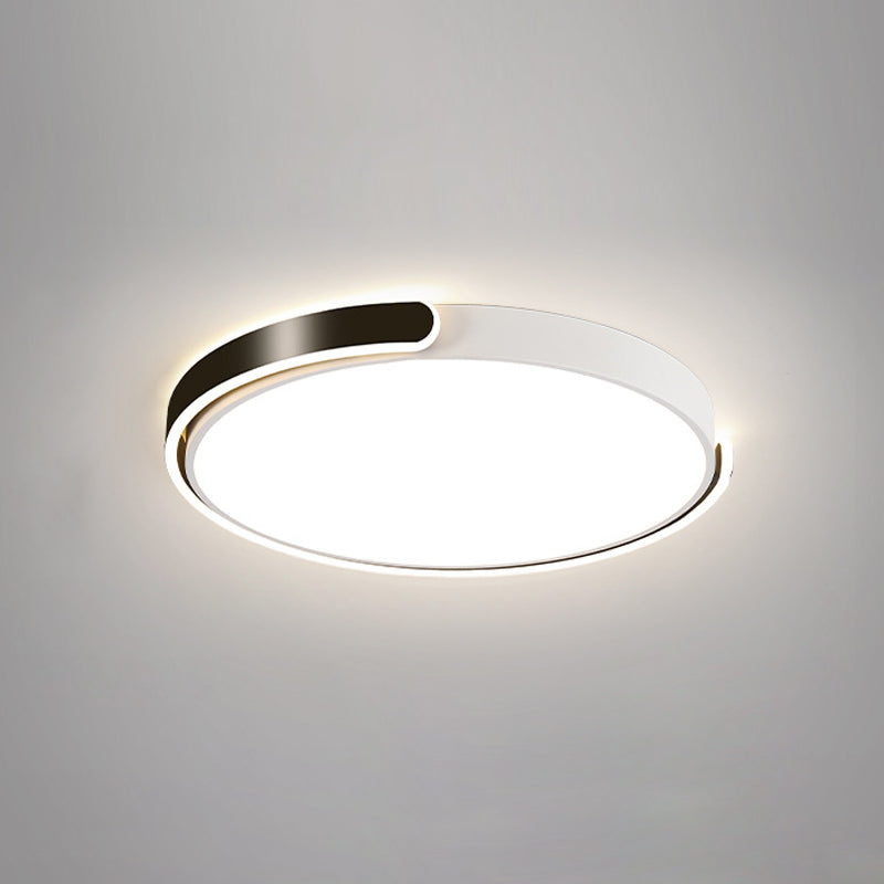 Moderne plafondmontagelamp met ronde acrylkap voor woonkamer