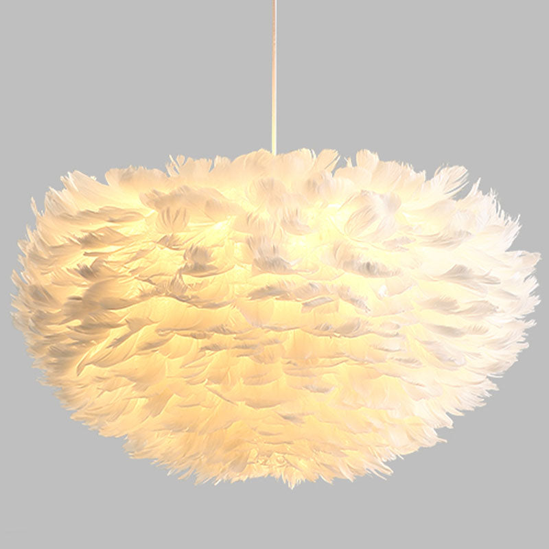Luminaires de lustre Globe Chandelier Multi-Head Primp à lustre blanc avec une teinte en plumes