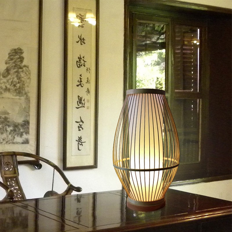 1 Bulb Dining Room Desk Lamp Asian Beige Task Lighting with Lantern Bamboo Shade