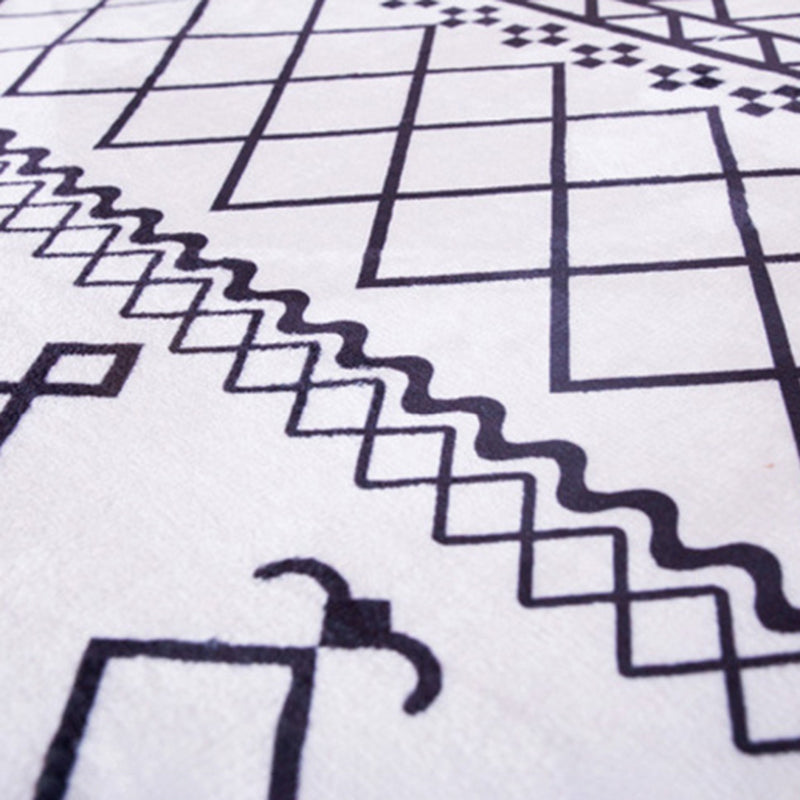 Modern Geometric Carpet Simplicity Washable Polyester Rug Stain Resistant Carpet for Home Decor