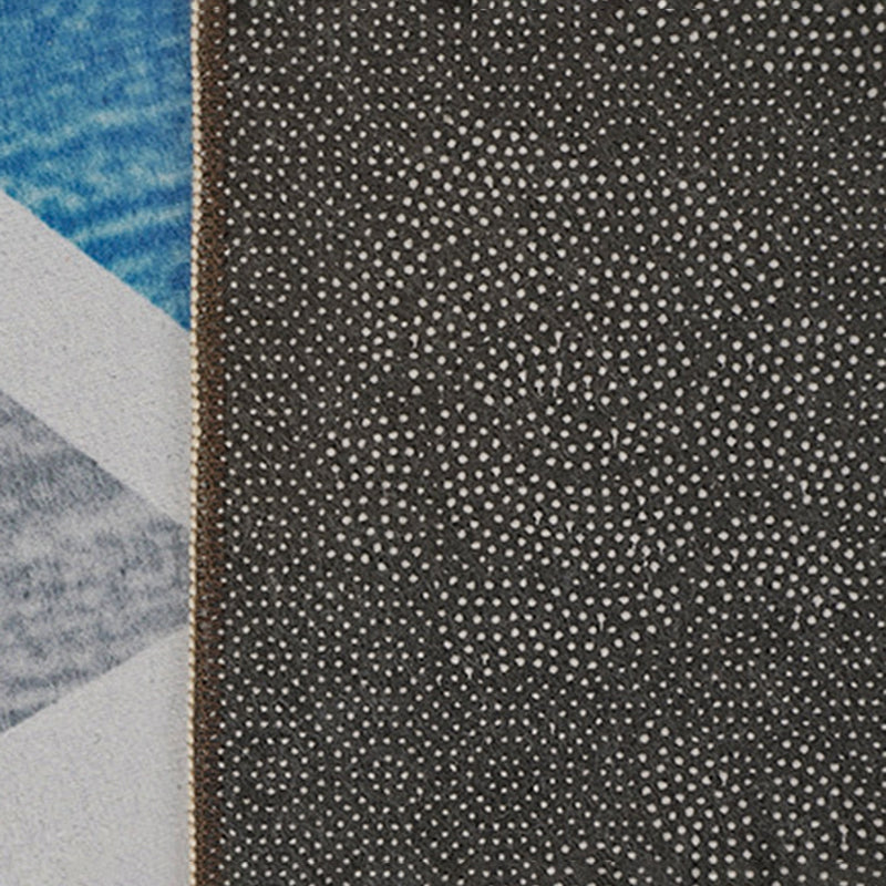 Grey Tone Graphic Print Carpet Polyester Modern Rug Stain Resistant Indoor Rug for Living Room