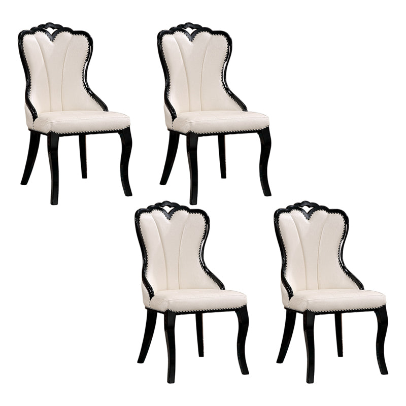 Chaise latéral sans bras rembourrée de style Scandinave Chaise de restauration à dos solide pour usage à domicile