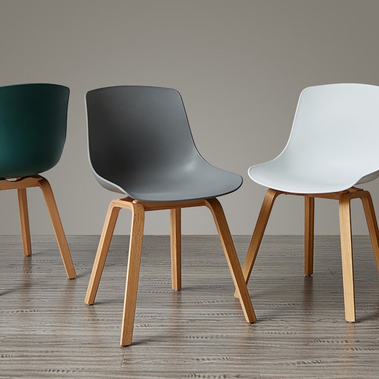 Sedie sala da pranzo in stile contemporaneo sedia solida a bracciole con gambe in legno