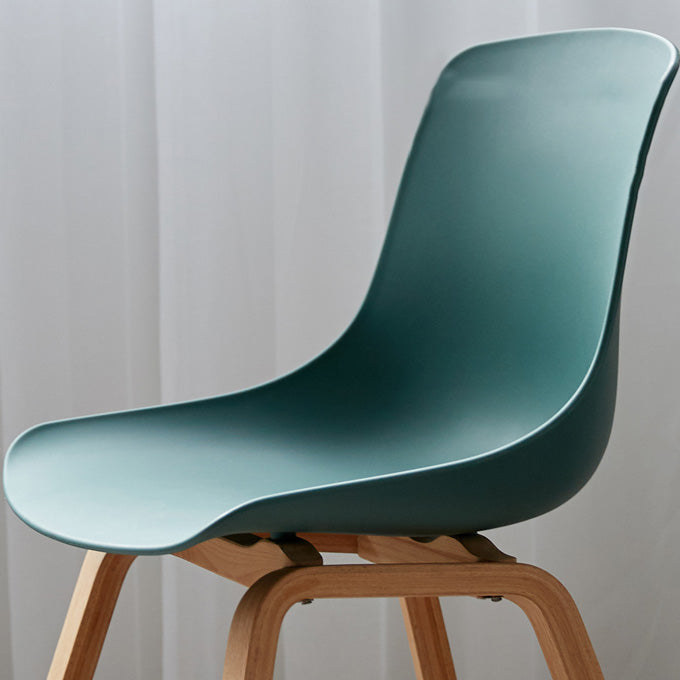 Sedie sala da pranzo in stile contemporaneo sedia solida a bracciole con gambe in legno